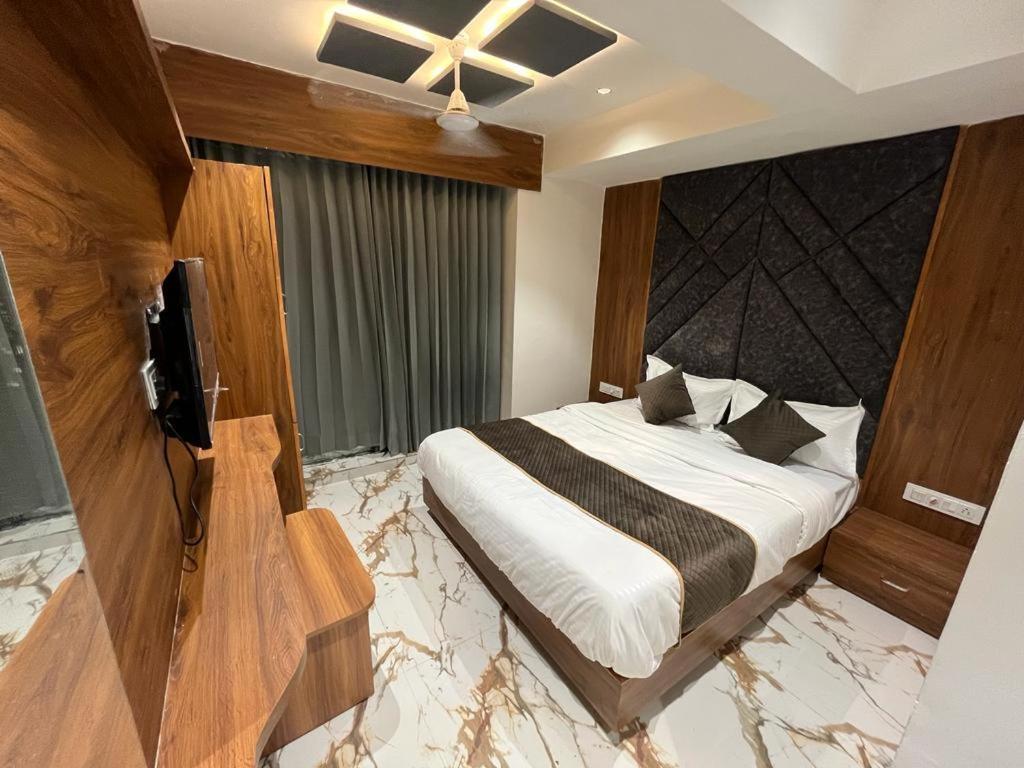 Hotel Palak Villa Ahmedabad Extérieur photo
